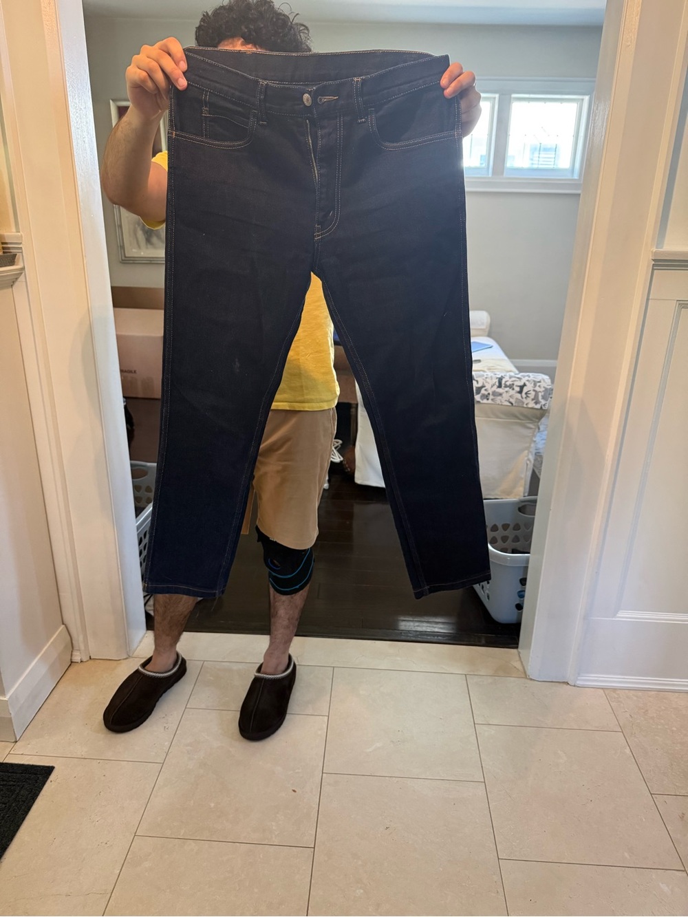 Gucci Men's Dark Blue Embroidered Tiger Jeans - Picture 3 of 5